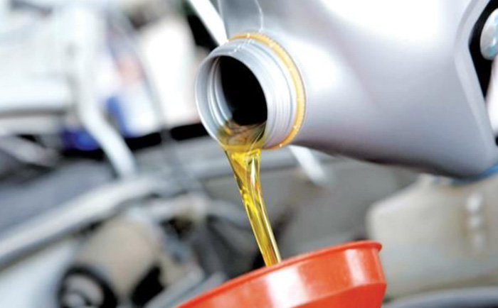 湖北程力汽車溫馨提醒專用汽車維護保養五大忌